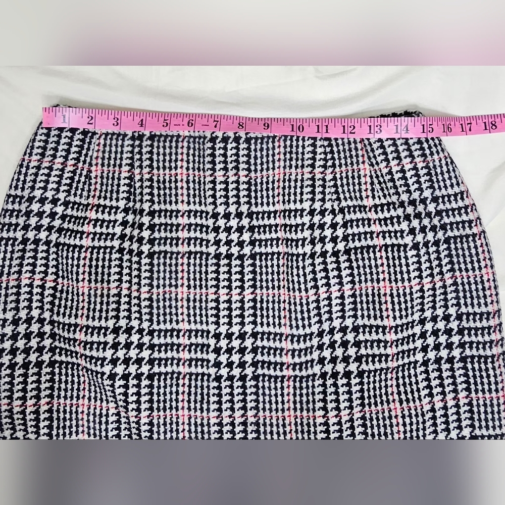 Talbots Petites Wool Pencil Skirt 12P Black White Red Plaid Houndstooth Career - Picture 11 of 11